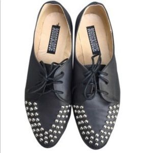 Deena & Ozzy black platform shoes. Size 7 1/2.